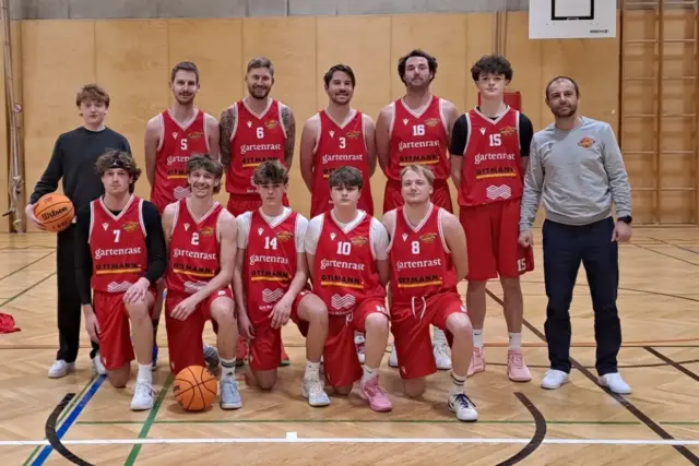 Garntes Herren gewinnen in Feldkirchen