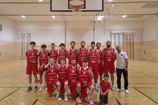 Herren starten mit Auswärtsniederlage in die Play-Offs