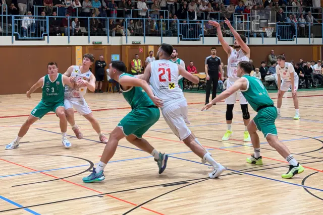 B2L-Niederlage im ersten Heimspiel